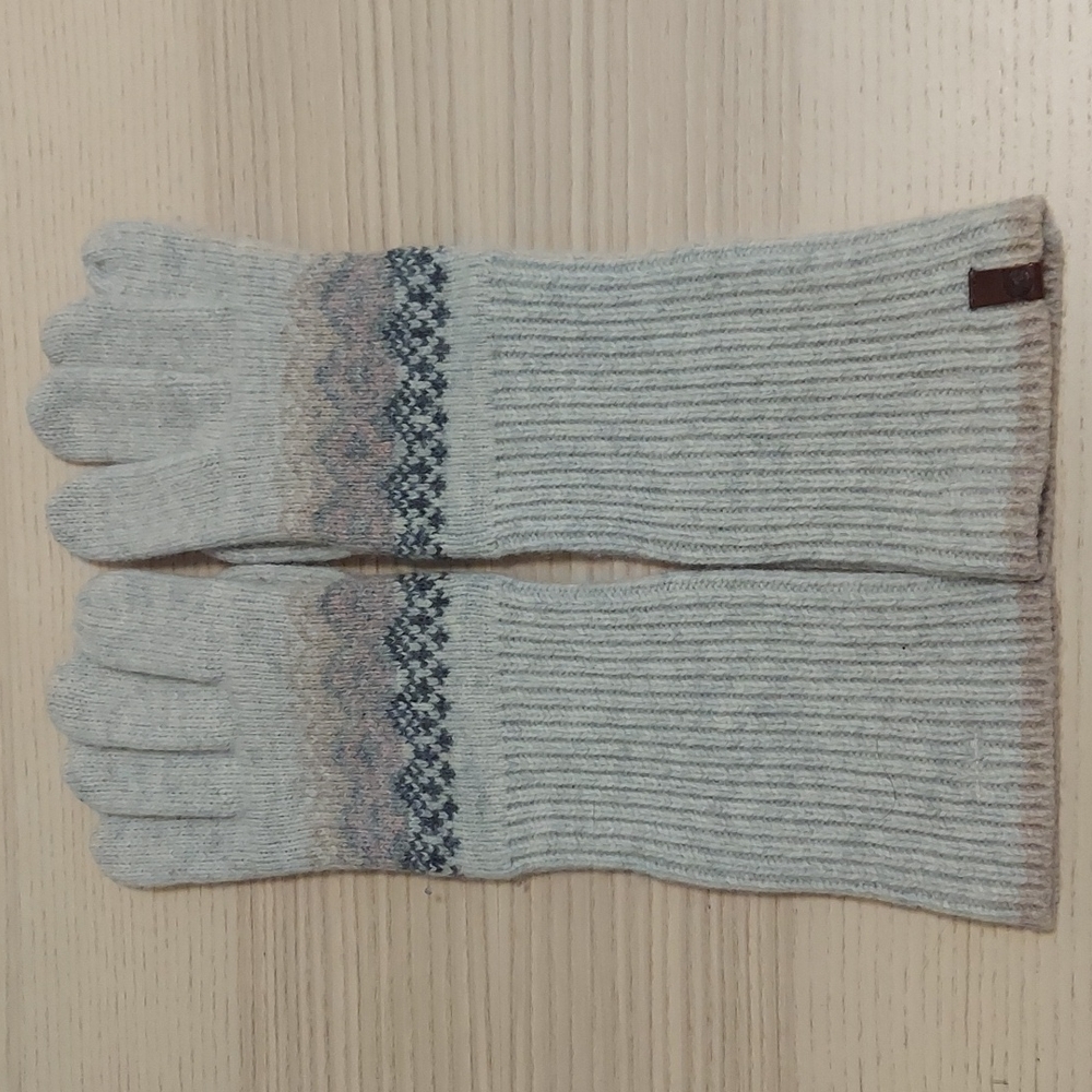 100% Lambswool woman's long gloves